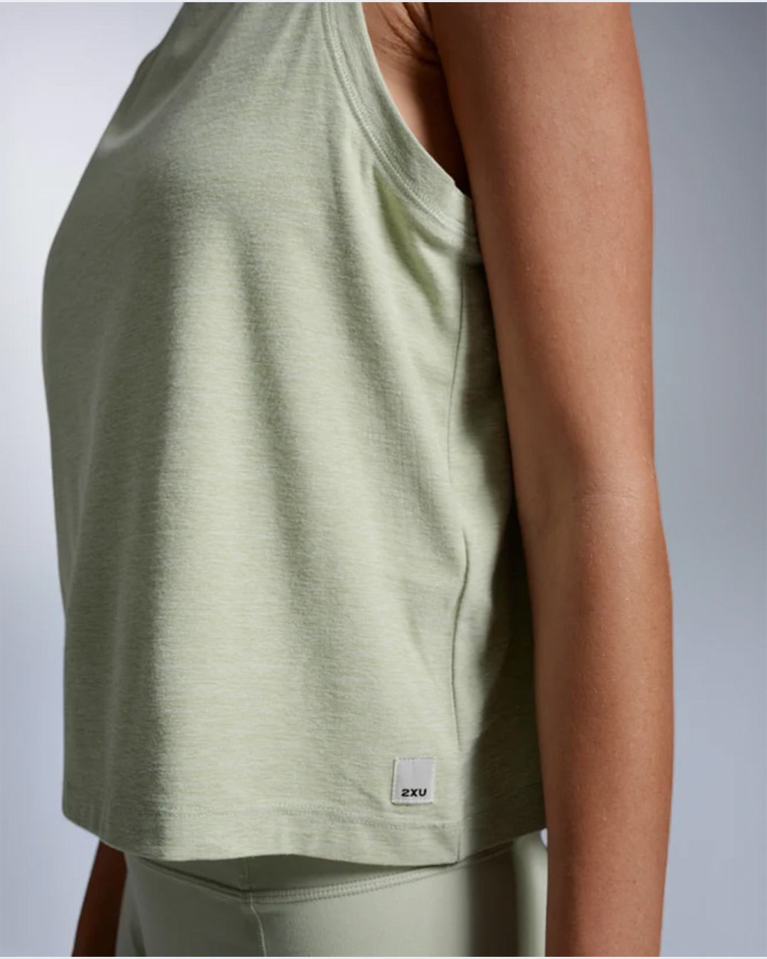 2XU Women's Form Soft Jersey Relaxed Tank - Seafoam/White
