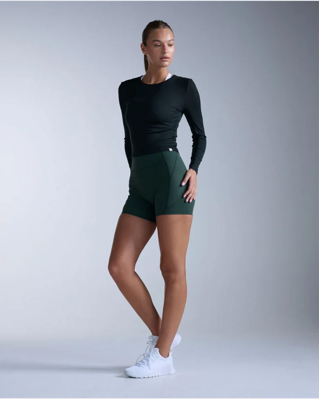2XU Women's Fluid Modal Ribbed Long Sleeves - Black/White