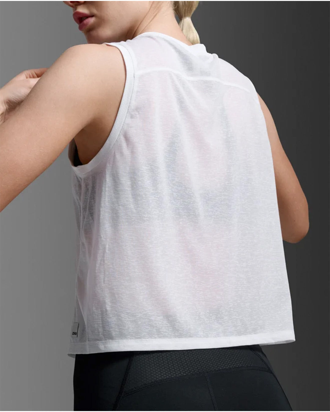 2XU Women's Relight Crop Tank - White/White