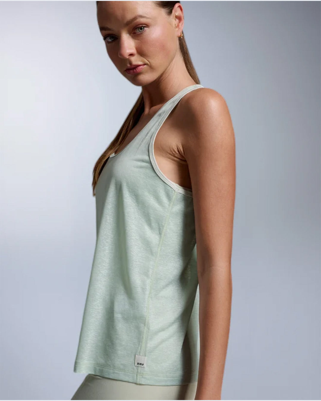 2XU Women's Relight Racerback Singlet - Seafoam/White
