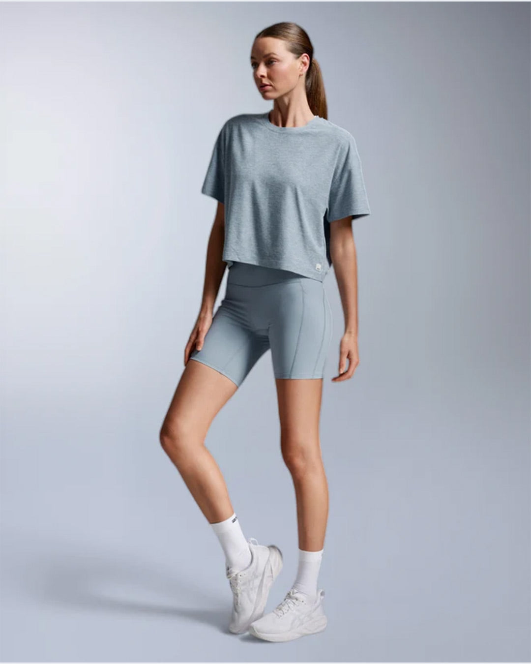 2XU Women's Form Soft Jersey Relaxed Tee - Blue Shade/White