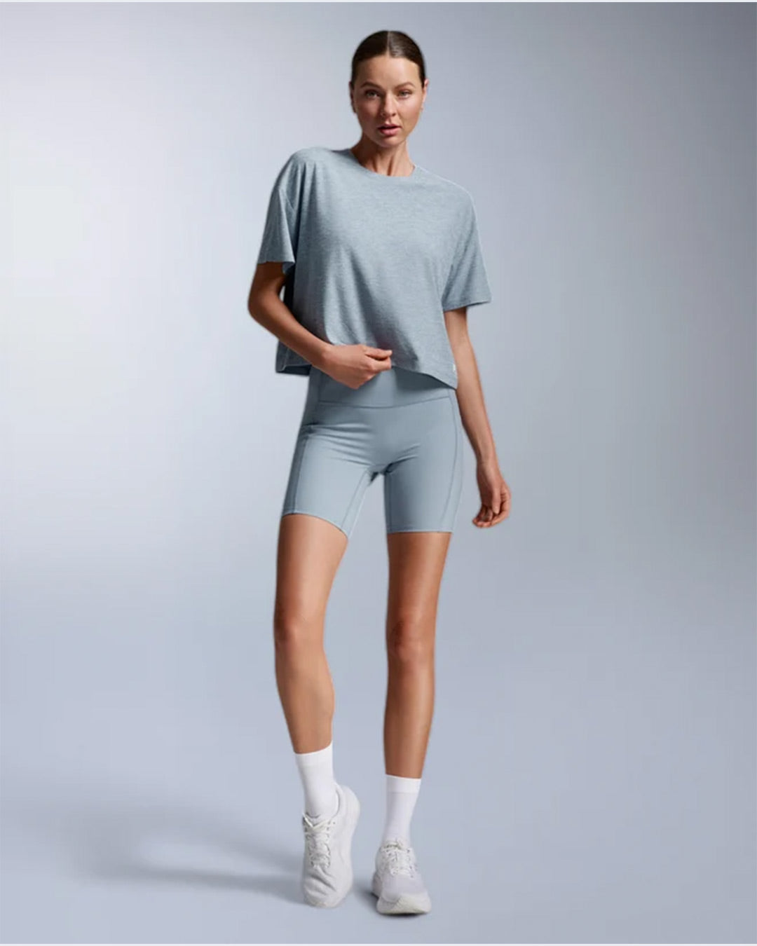 2XU Women's Form Soft Jersey Relaxed Tee - Blue Shade/White