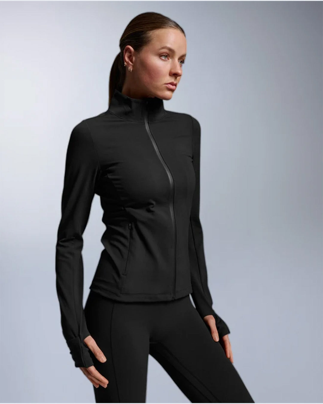 2XU Women's Fluid Full Zip Jacket - Black/Black