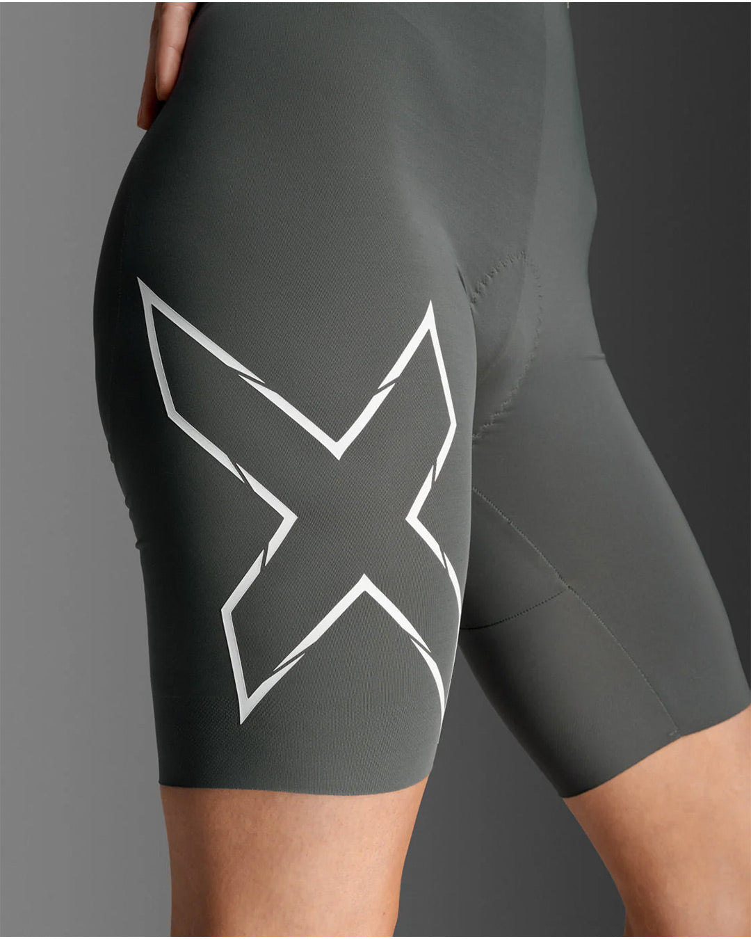2XU Women's Light Speed React Sleeved Trisuit - Lemon Ice/Jupiter