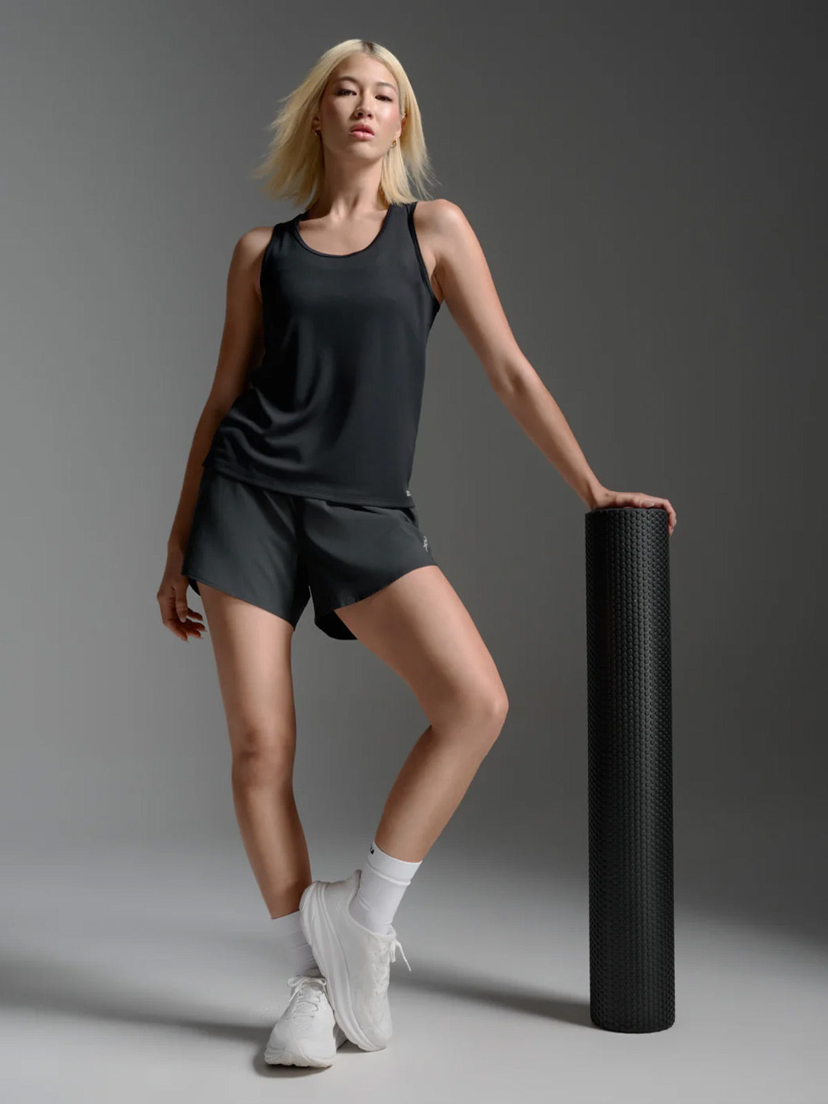 2XU Women's Aero Mesh Singlet - Black/Silver Reflective