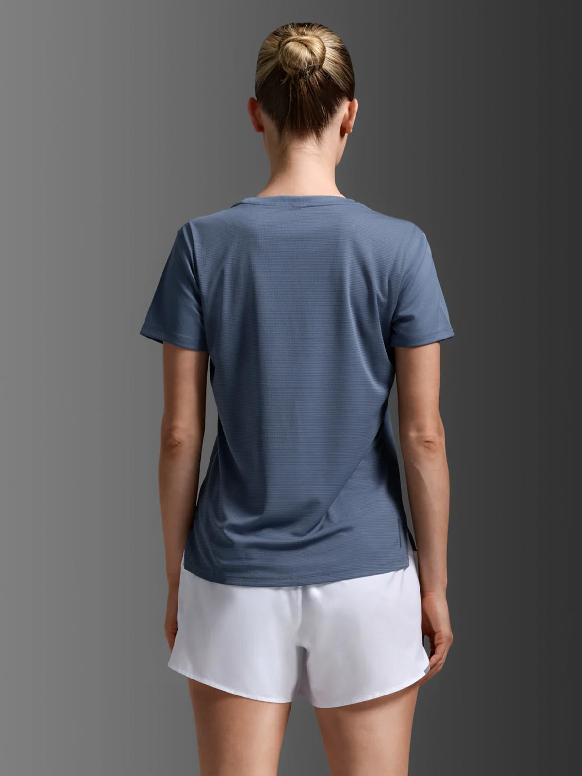 2XU Women's Aero Mesh Tee - Indigo/Indigo Reflective – Key Power