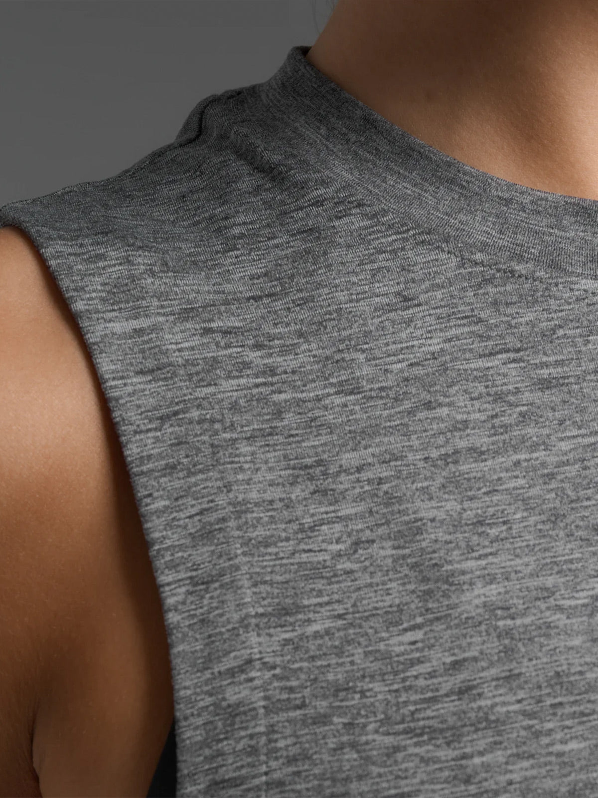 2XU Women's Form Soft Jersey Tank - Harbor Mist/Black