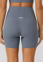 Lorna Jane Lotus No Chafe 16cm Bike Shorts - Powder Grey