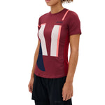 CEP Women's The Run Shirt Round Neck Short Sleeve v5 - Dark Red/Geometrics