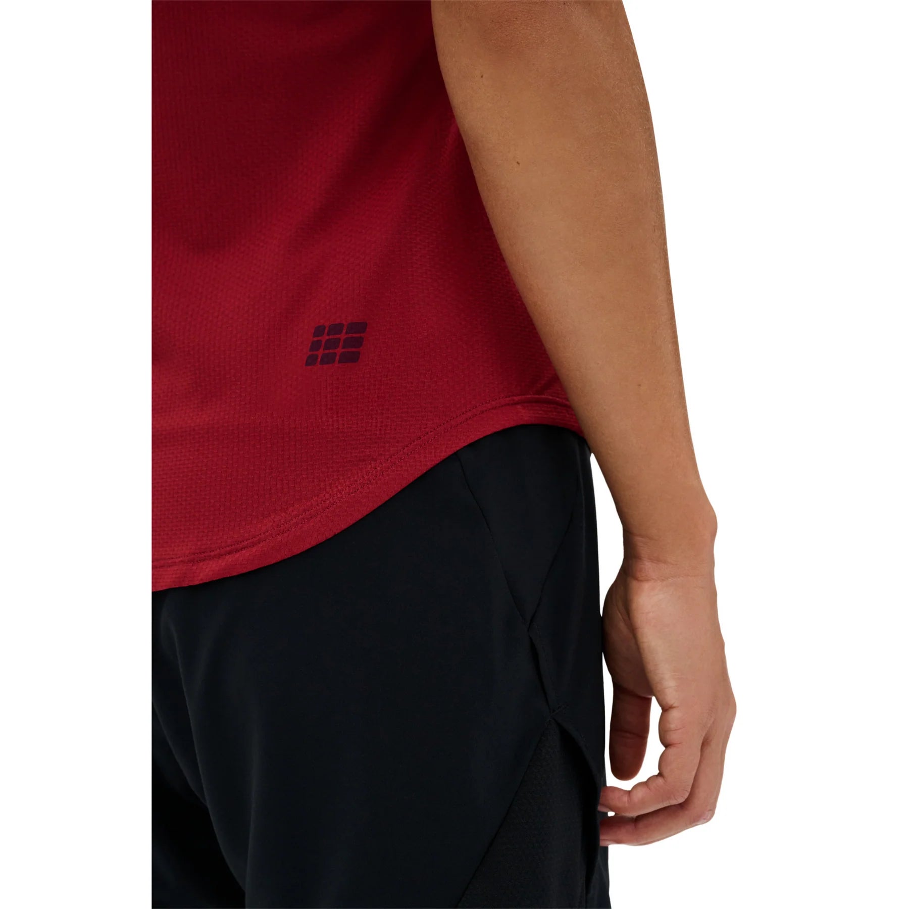 CEP Women's The Run Shirt Round Neck Short Sleeve v5 - Dark Red/Geometrics