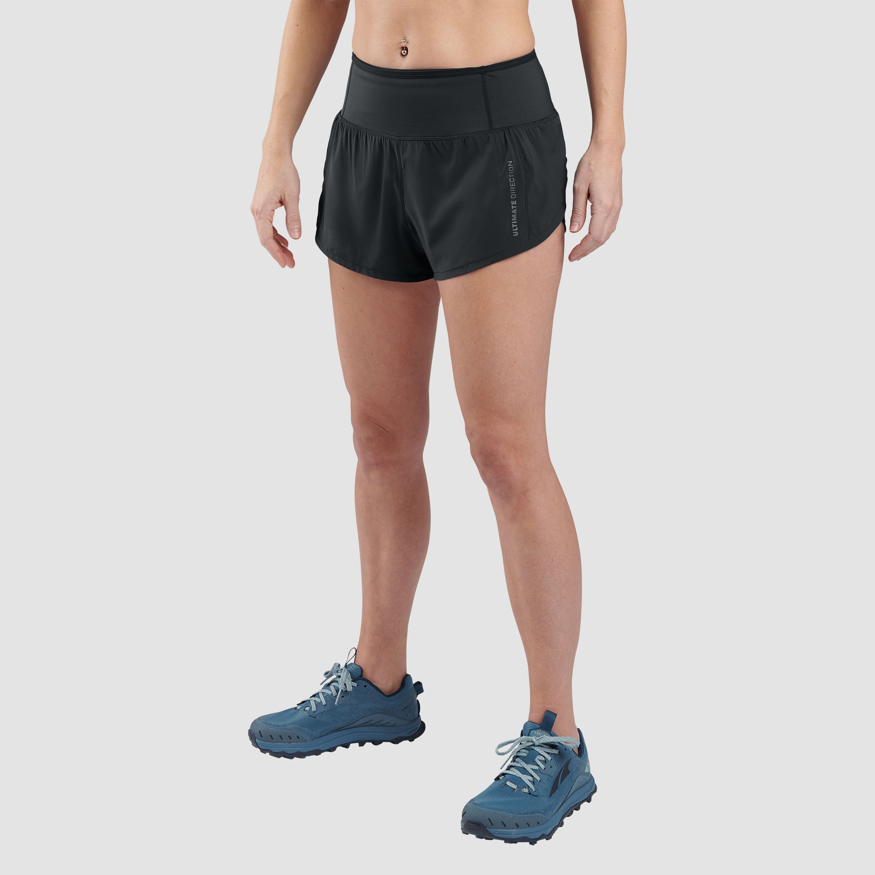 Ultimate Direction Women's Velum Short 2.5"- Onyx