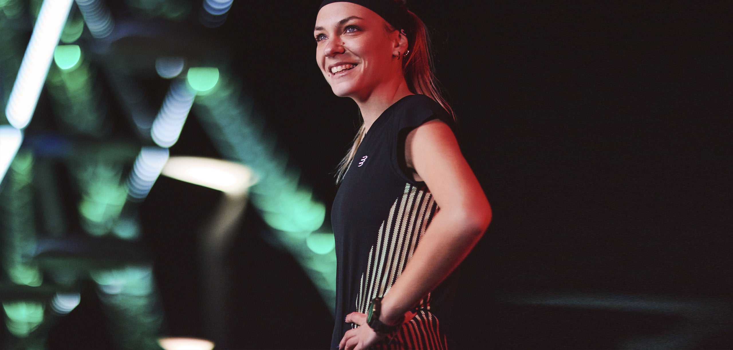 Compressport Women's Performance SS Tshirt - Black/Paradise Green