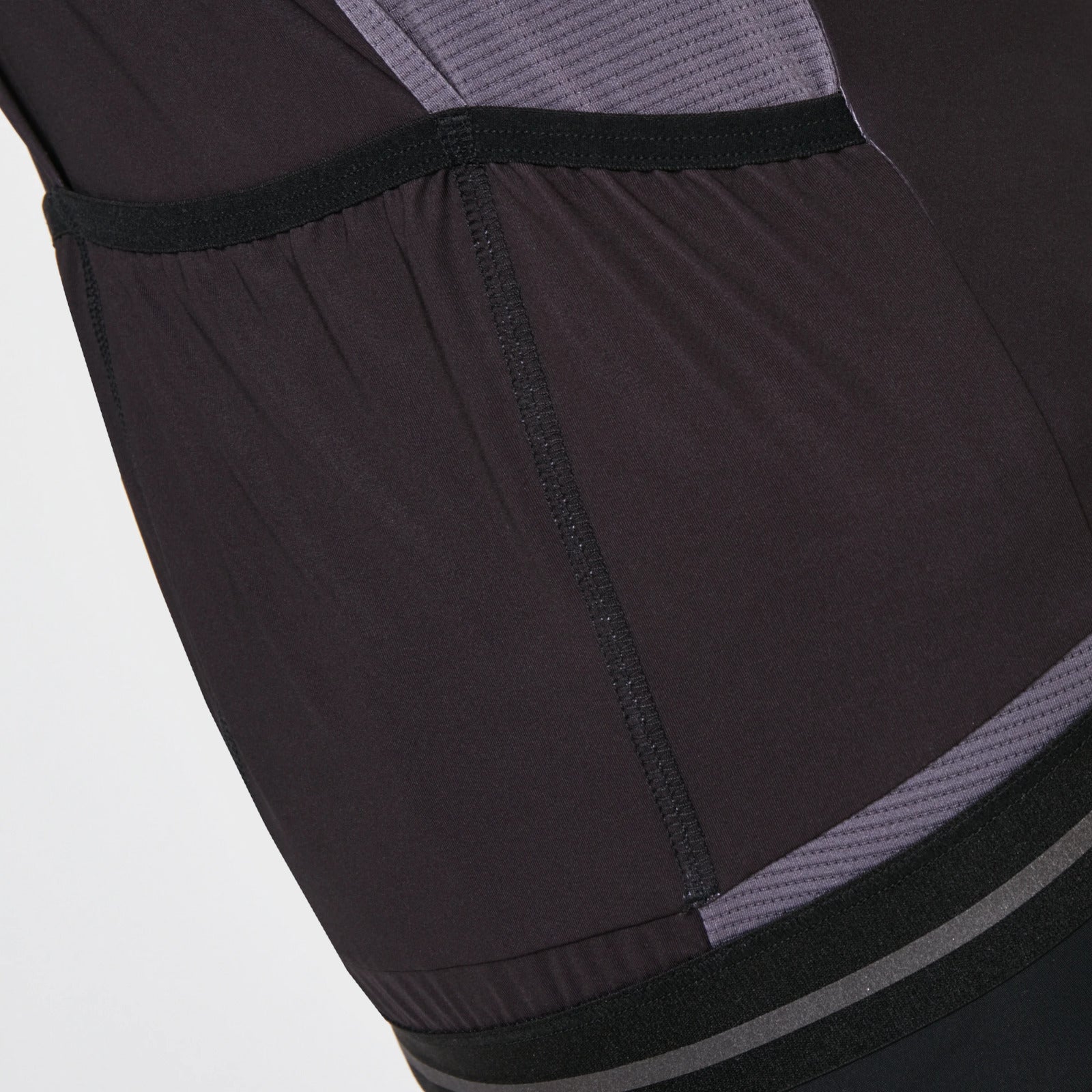 Oakley Icon Jersey 2.0 - Blackout ( FOA400596-02E )