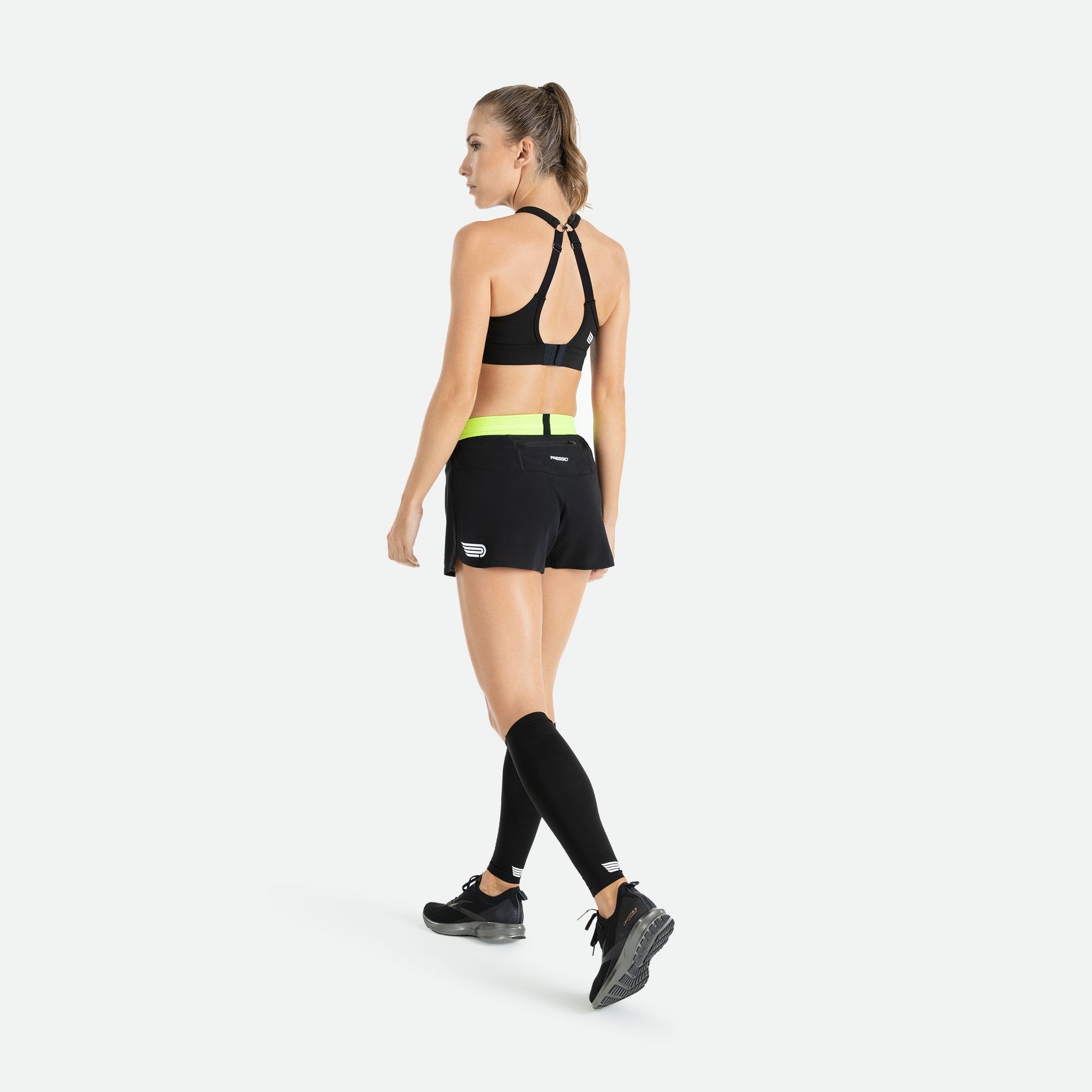 Pressio Women's Arahi 3'' Short