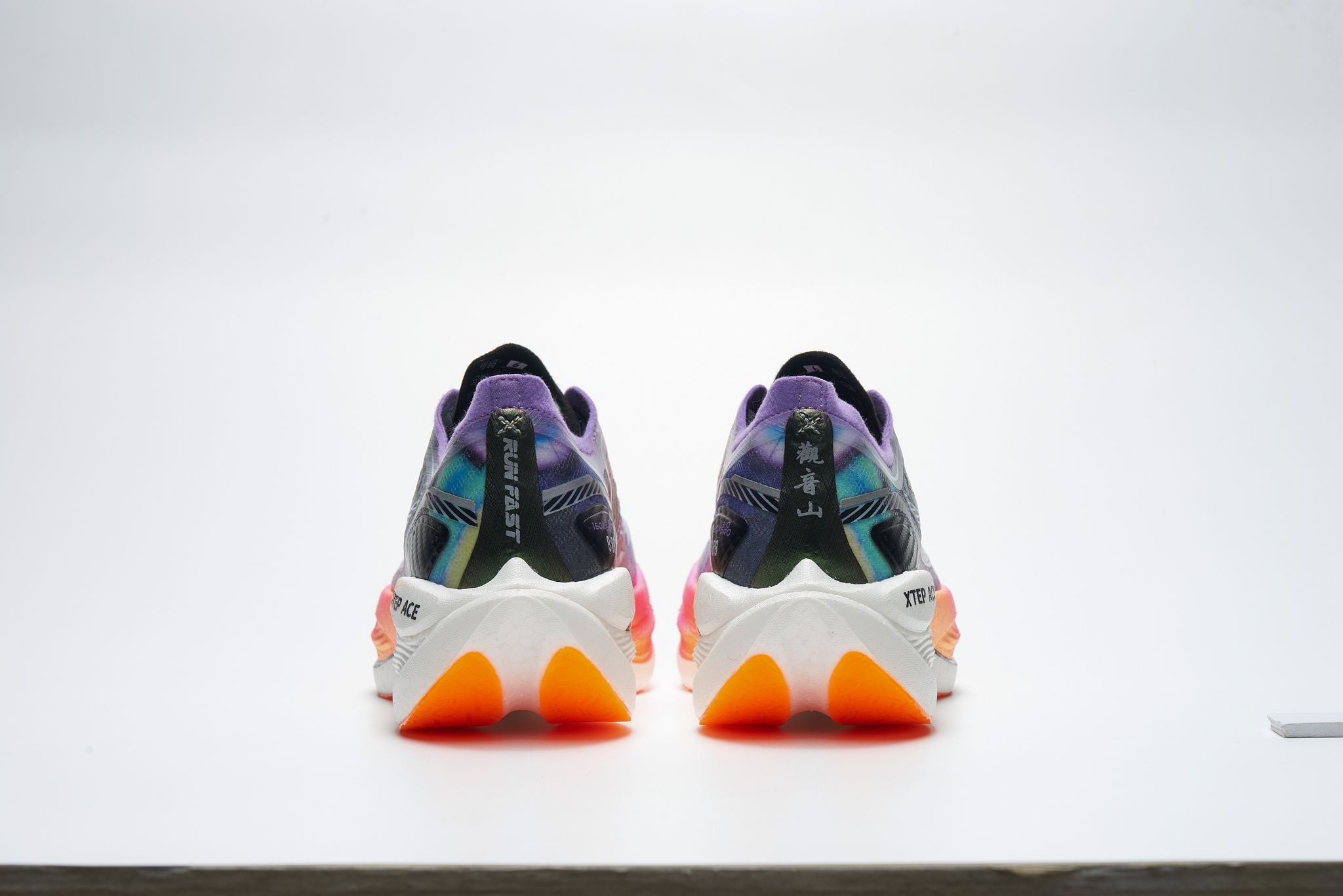 Xtep Women's 160X3.0 Pro - Black/Taro Purple