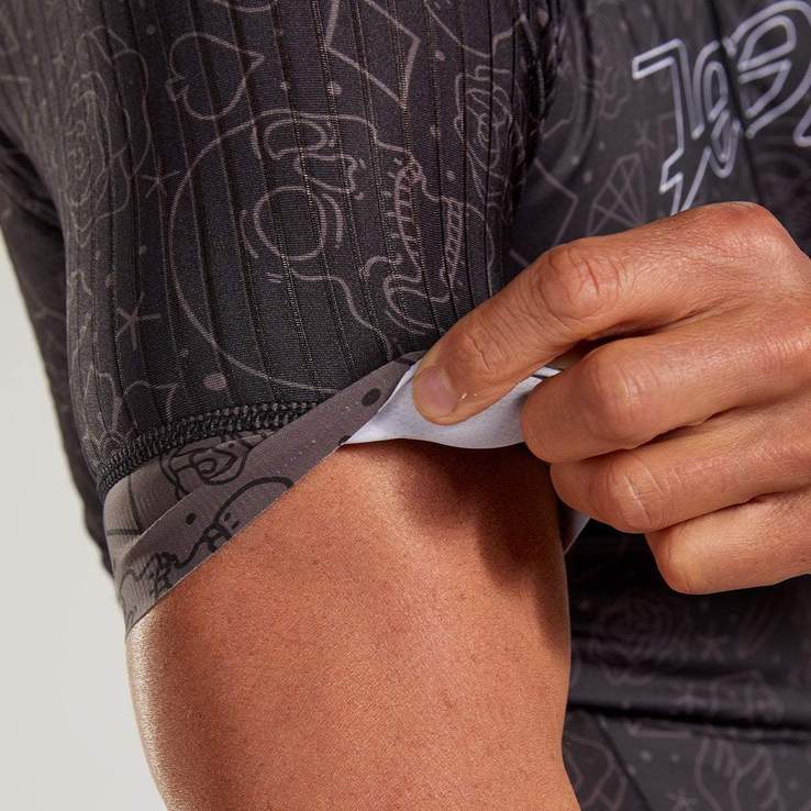 ZOOT Men's LTD Tri Aero Jersey - Black Roar